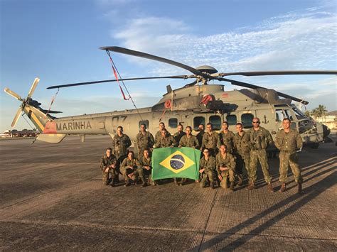 Fuzileiros navais garantido vôo de fenda